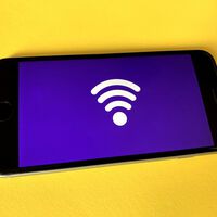 Si tu viejo móvil está cogiendo polvo, así puedes utilizarlo como repetidor WiFi para ampliar la potencia de la señal de tu casa 